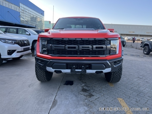 平行進(jìn)口22款福特猛禽Raptor37性能版天津港國六現(xiàn)車