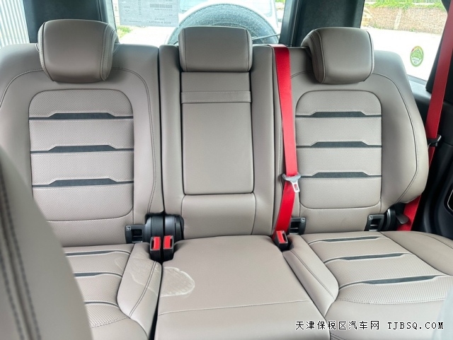 港口最具性價(jià)比的韓版奔馳G63AMG最新行情報(bào)價(jià)提車只需230多萬