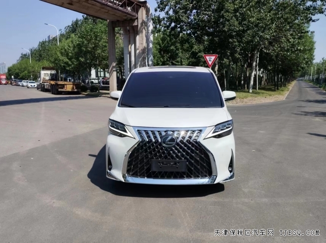 平行進口最豪華MPV代表雷克薩斯LM350 七座行情配置國六現(xiàn)車