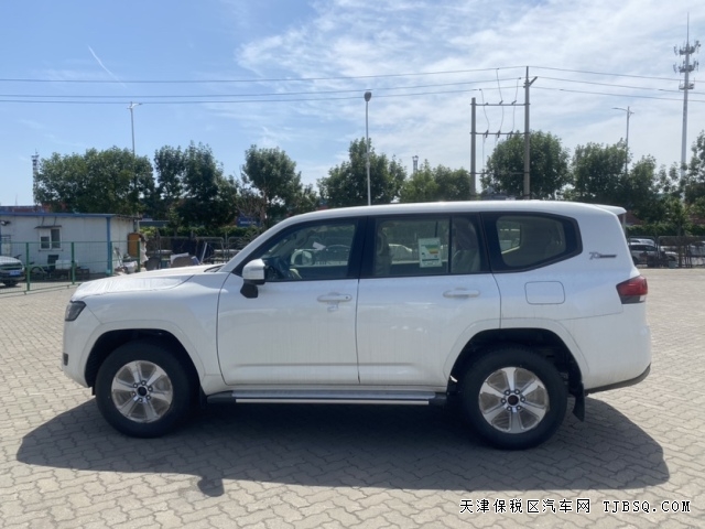 豐田酷路澤LC300 4.0L 已回號(hào) 85萬起 現(xiàn)車隨時(shí)可提車