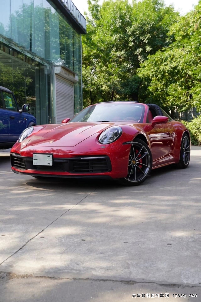 保時捷911 Targa 4S：被偏愛的情懷那么有趣 熱情紅/胭脂紅