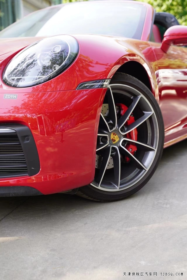保時捷911 Targa 4S：被偏愛的情懷那么有趣 熱情紅/胭脂紅