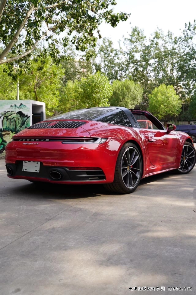 保時捷911 Targa 4S：被偏愛的情懷那么有趣 熱情紅/胭脂紅