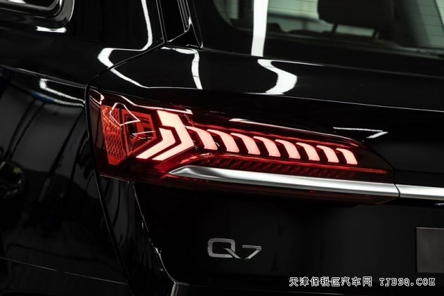 深入人心的豪華品牌23款奧迪Q7大型SUV降價接近A6港口最新售價58萬