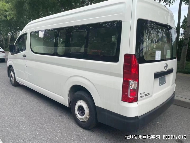 平行進口中東版豐田海獅3.5L大空間商務(wù)車港口現(xiàn)車售價跌幅慘淡