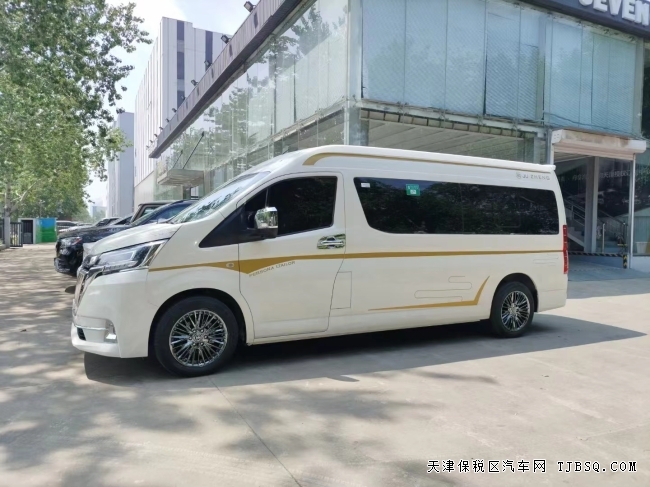 平行進口中東版豐田海獅3.5L大空間商務(wù)車港口現(xiàn)車售價跌幅慘淡
