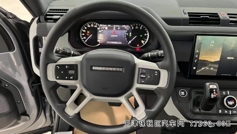 平行進(jìn)口獨(dú)有車型23款110柴油版路虎衛(wèi)士3.0T港口特價(jià)79.8萬(wàn)