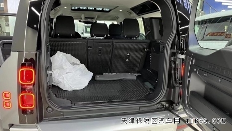 平行進(jìn)口獨(dú)有車型23款110柴油版路虎衛(wèi)士3.0T港口特價(jià)79.8萬(wàn)