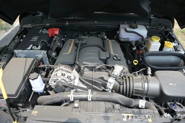 最強硬派越野23款JEEP牧馬人6.4L392大V8牧馬人天花板最新售價135萬