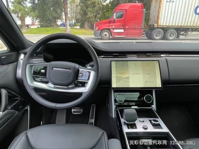 平行進口23款美規(guī)路虎攬勝行政動力無閹割港口現(xiàn)車隨時提最新售價153萬