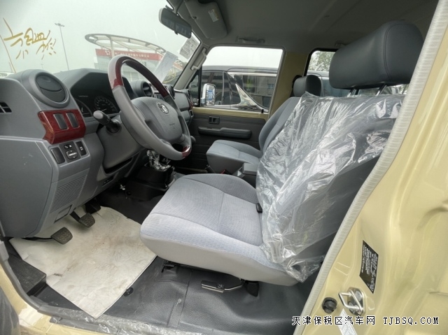 最原始的硬派越野中東版酷路澤LC71兩門版港口現(xiàn)車57萬售全國