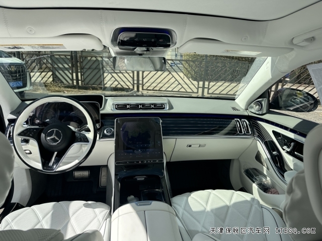 平行進(jìn)口邁巴赫S580L尊貴的四座行政座駕4.0T港口現(xiàn)車(chē)