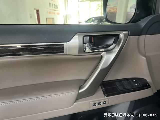 平行進口庫存雷克薩斯GX460高級加強版港口甩賣93萬