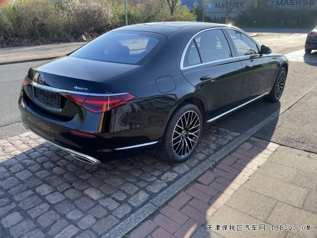 平行進口23款奔馳S580商務轎車4.0T大V8港口最新行情配置