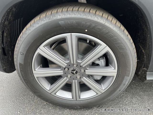 23款美規(guī)奔馳GLS450價格下跌黑咖全景港口最新行情113萬