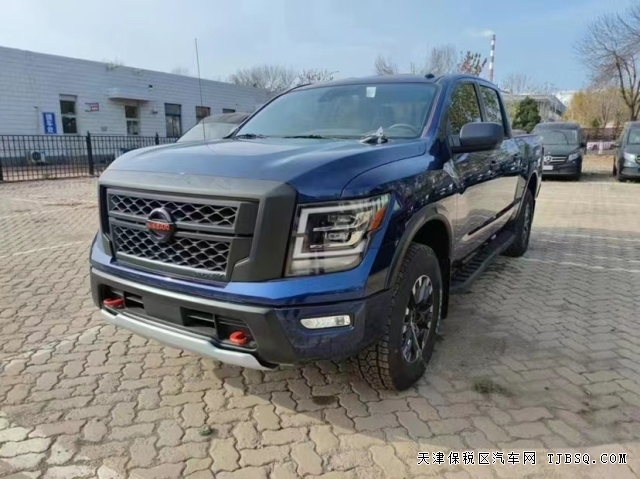 22款美規(guī)日產(chǎn)泰坦皮卡5.6L大V8超高性價(jià)比港口甩賣中