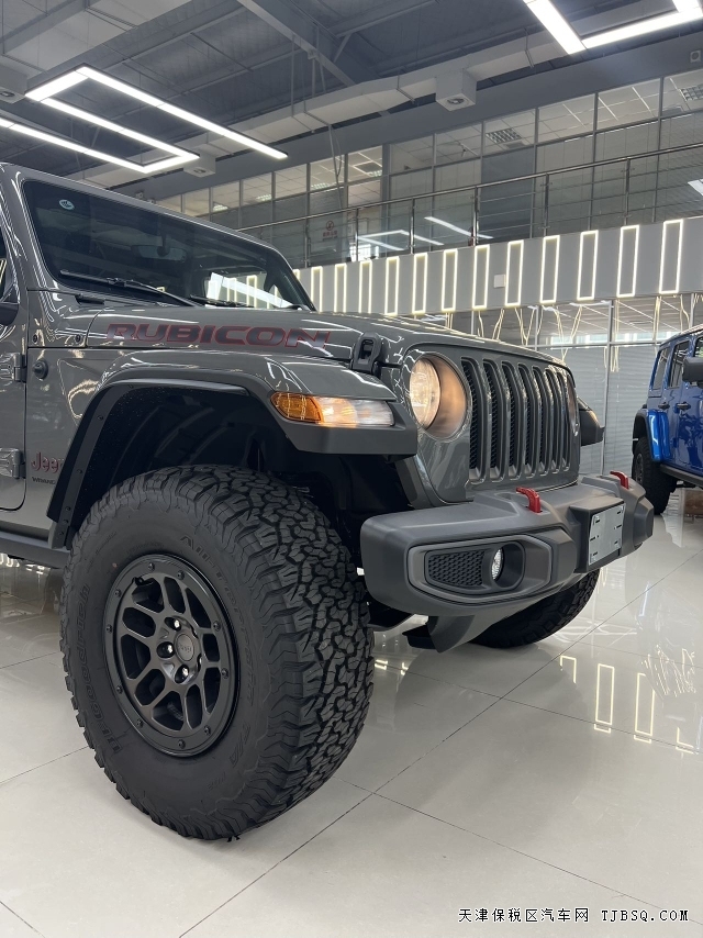 23款加版JEEP牧馬人盧比肯原廠自帶大腳包底盤升高港口現(xiàn)車