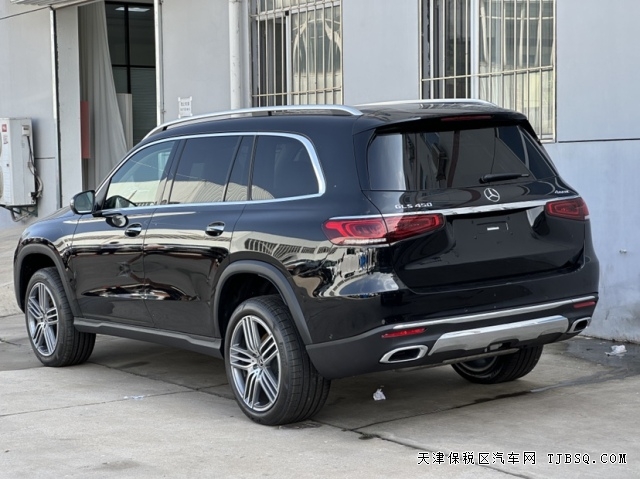 庫存積壓23款奔馳GLS450中級(jí)配置港口最新行情113萬