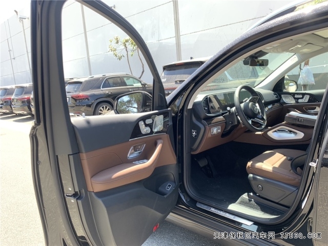 24款奔馳GLS450正式亮相  現(xiàn)車大改款啦
