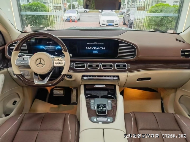 23款奔馳邁巴赫GLS600 價(jià)錢228萬現(xiàn)車支持分期