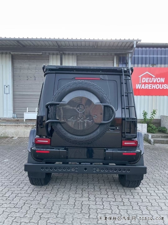 23款奔馳G63AMG4x42硬派越野的王者港口最新行情