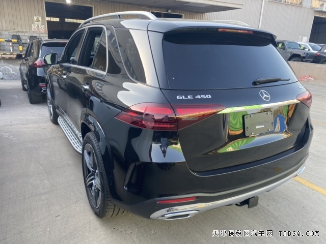 中期改款24款奔馳GLE450中大型豪華SUV的旗艦港口已經(jīng)現(xiàn)車