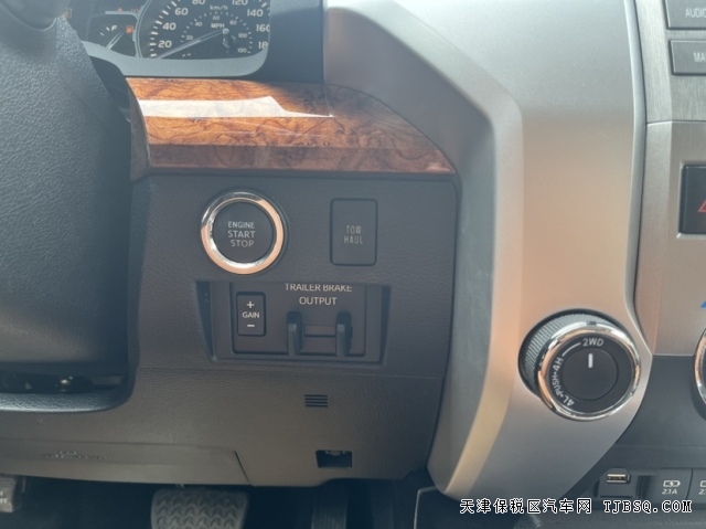 最后幾臺(tái)絕版5.7L豐田坦途V8大皮卡長(zhǎng)途穿越路上的好幫手港口最新行情參數(shù)