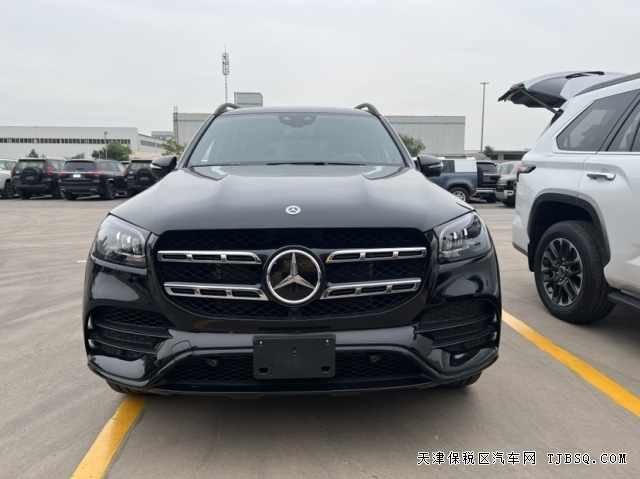 平行進(jìn)口奔馳GLS580搭載4.0T雙渦輪增壓發(fā)動(dòng)機(jī)港口價(jià)格已探底