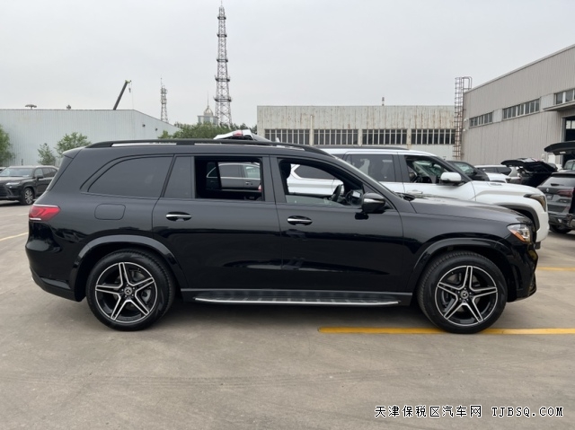 平行進(jìn)口奔馳GLS580搭載4.0T雙渦輪增壓發(fā)動(dòng)機(jī)港口價(jià)格已探底