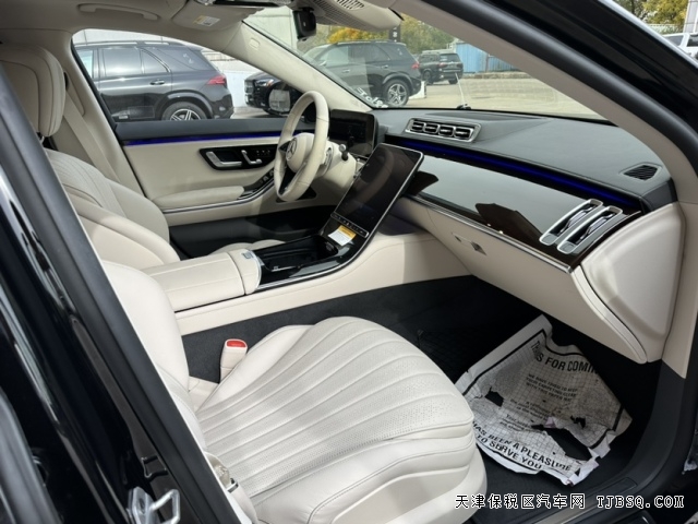 平行進(jìn)口奔馳S500超高性價(jià)比落地價(jià)格僅需130萬左右全國可分期購車