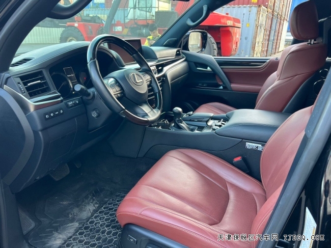 平行進(jìn)口雷克薩斯LX570 絕版車型 永遠(yuǎn)經(jīng)典 170多萬起