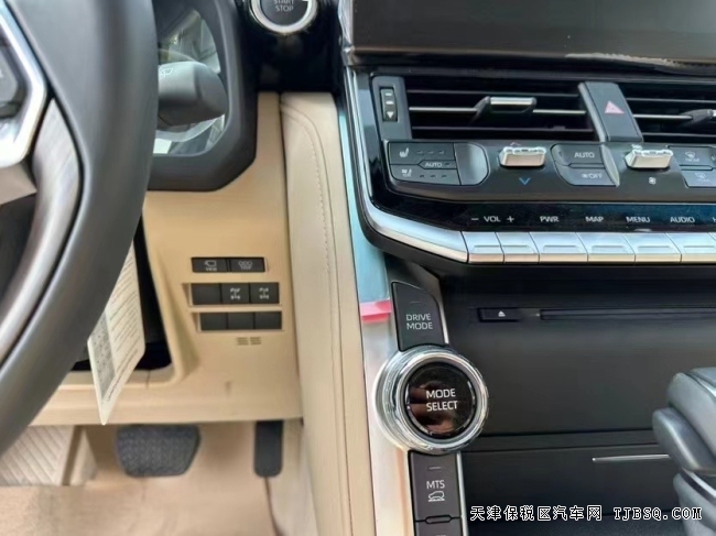 23款豐田酷路澤3.5TT現(xiàn)車手續(xù)齊可分期82萬最低售價(jià)