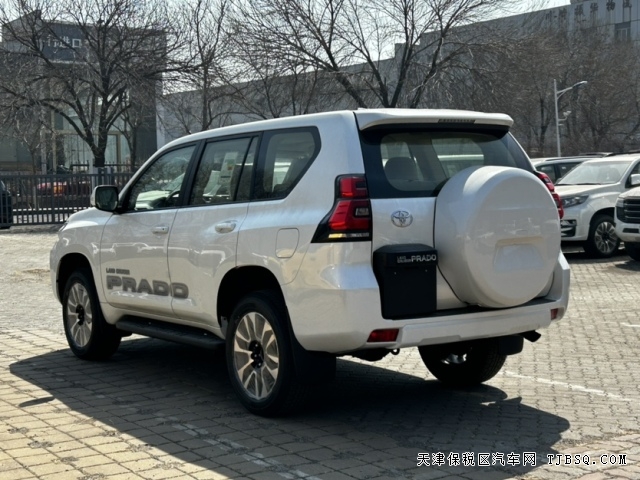 柴油版中東豐田霸道2800硬派越野車致富路上好幫手港口最低配只需49萬
