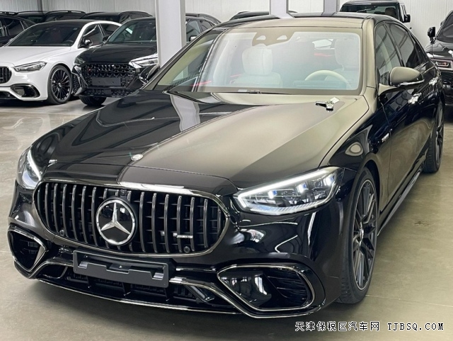 全新設(shè)計(jì)24款奔馳AMG S63平行進(jìn)口現(xiàn)車抵達(dá)保稅區(qū)港口最新行情