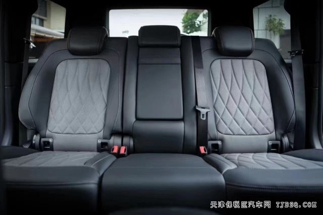 平行進(jìn)口24款奔馳G500三把鎖實(shí)車到港最新配置行情可分期