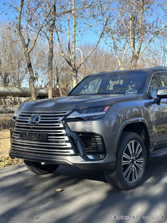 23款柴油雷克薩斯LX500d 3.3T三把鎖最新款現(xiàn)車港口隨時(shí)提