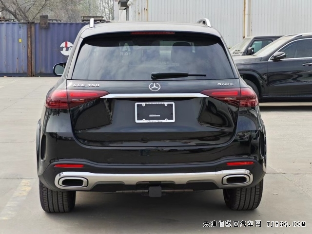 24款加版奔馳GLE450AMG運(yùn)動(dòng)包駕駛員輔助包抬顯港口售價(jià)八十萬(wàn)起