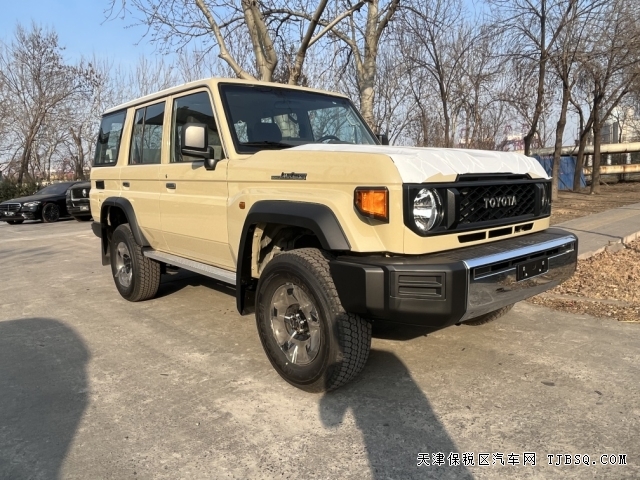 2024款豐田酷路澤LC76自動擋4.0L港口國六現車全國上牌