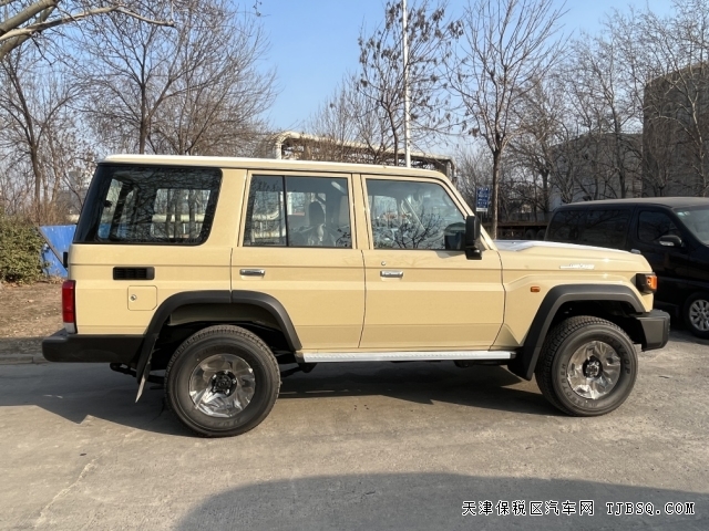 2024款豐田酷路澤LC76自動擋4.0L港口國六現車全國上牌