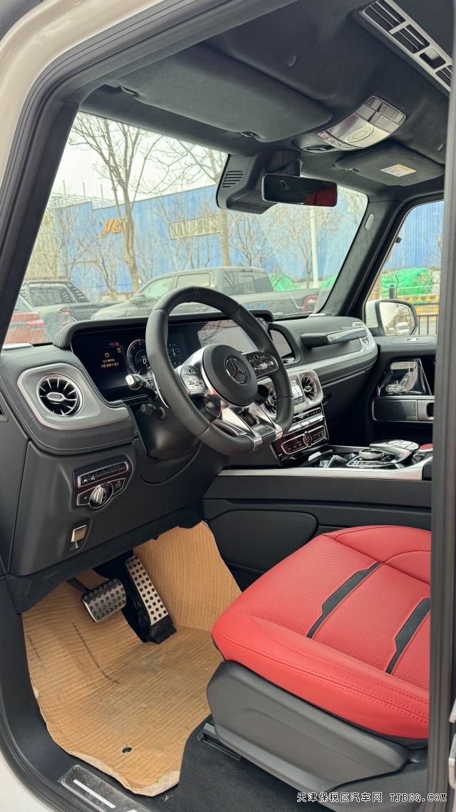 2024款韓版奔馳AMG G63V8三把鎖天津港口最新行情可分期