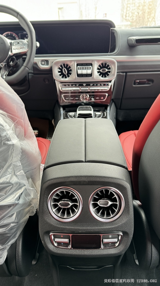 2024款韓版奔馳AMG G63V8三把鎖天津港口最新行情可分期