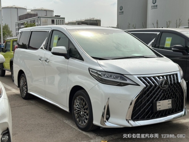 國六B23款雷克薩斯LM350豪華商務(wù)車搭載3.5L發(fā)動機(jī)港口絕版車型