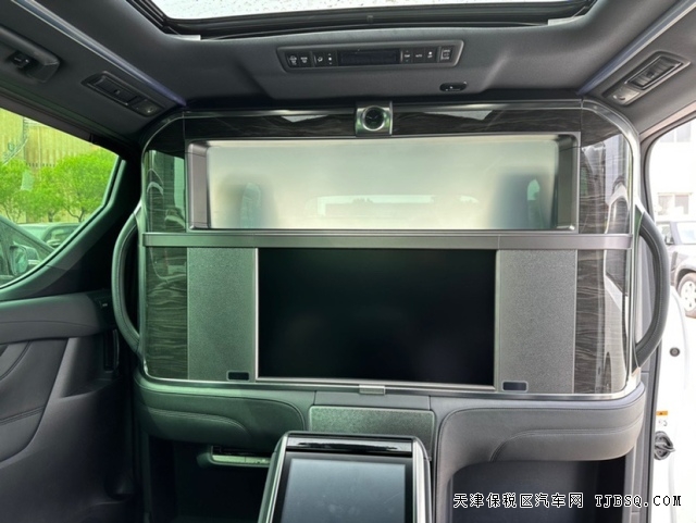 國六B23款雷克薩斯LM350豪華商務(wù)車搭載3.5L發(fā)動機(jī)港口絕版車型
