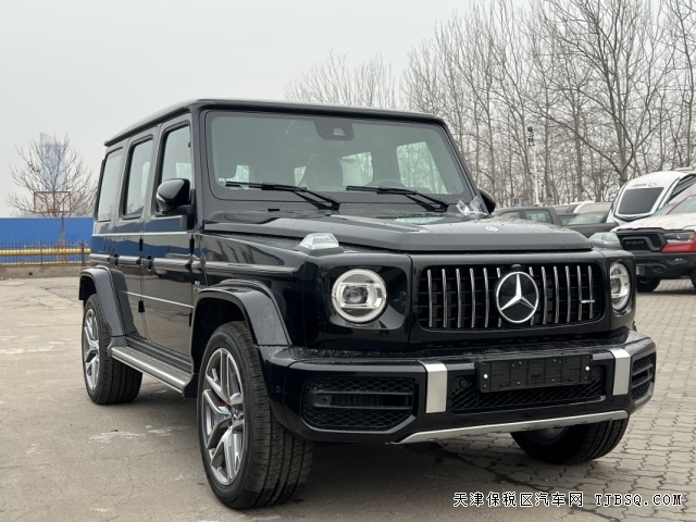 平行進(jìn)口24款奔馳AMG G63三把鎖港口行情227萬能買到什么配置