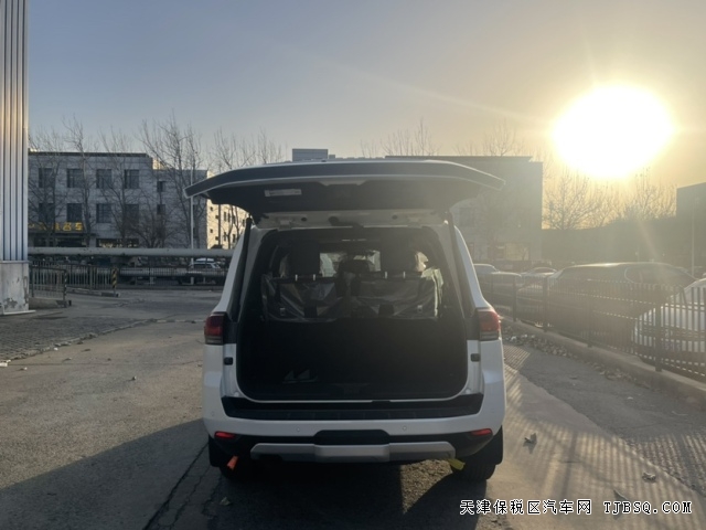 23款豐田L(fēng)C300酷路澤3300柴油版3.3T硬派越野超長(zhǎng)續(xù)航里程