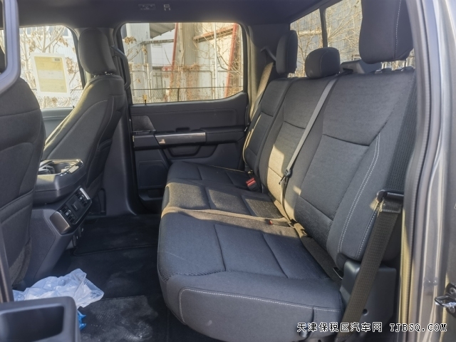 平行進(jìn)口23款福特猛禽F150XLT港口現(xiàn)車五十多萬(wàn)入手大皮卡