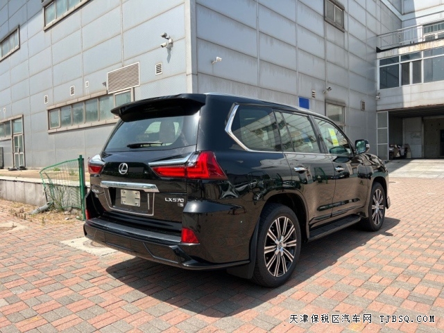氣場(chǎng)強(qiáng)大的中東限量S LX570 大佬座駕港口現(xiàn)車(chē)二百多萬(wàn)