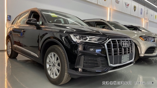 23款奧迪Q7六缸3.0T港口起售價格55萬性價比超高