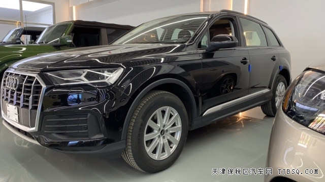 23款奧迪Q7六缸3.0T港口起售價格55萬性價比超高