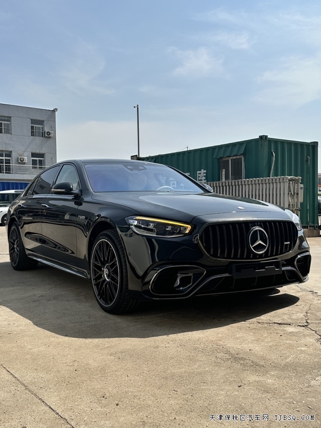 24款奔馳AMG S63四座行政座駕V8保稅區(qū)現(xiàn)車可分期
